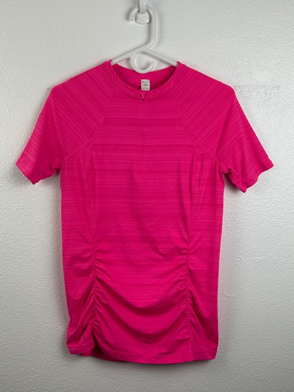 Athleta Bright Pink Short Sleeve Active Top Size Medium